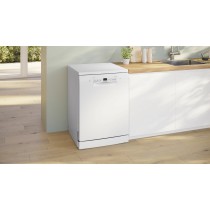 Bosch Serie 2 SMS2HTW02E máquina de lavar loiça Independente 14 talheres D