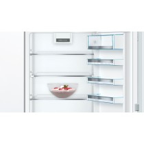 Bosch Serie 6 KIN86AFF0 frigorífico e congelador Embutido 254 l F