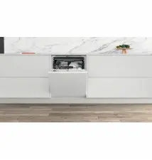 Máquina de Lavar Loiça WHIRLPOOL WIC3C26F (Semiembutido - 14 Talheres - Prateado)