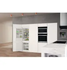 Frigorífico Combinado WHIRLPOOL WHC18T141 (Encastre - 250L - Branco)