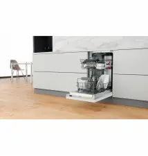Máquina de Lavar Loiça WHIRLPOOL WSIC3M17 (Encastre - 10 talheres - Prateado)