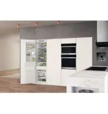 Frigorífico Combinado WHIRLPOOL WHC20T352 (Encastre - 280L - Branco)