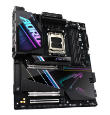 GIGABYTE X870E AORUS XTREME AI TOP