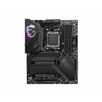 MSI MPG X670E CARBON WIFI motherboard AMD X670 Ranhura AM5 ATX