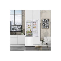 LG GBP62SWNCN1 frigorífico e congelador Independente 384 l C Branco