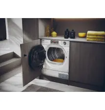 Máquina de Secar Roupa HAIER HDBI H7A2TBEX-S (Encastre - 7Kg - Branco)