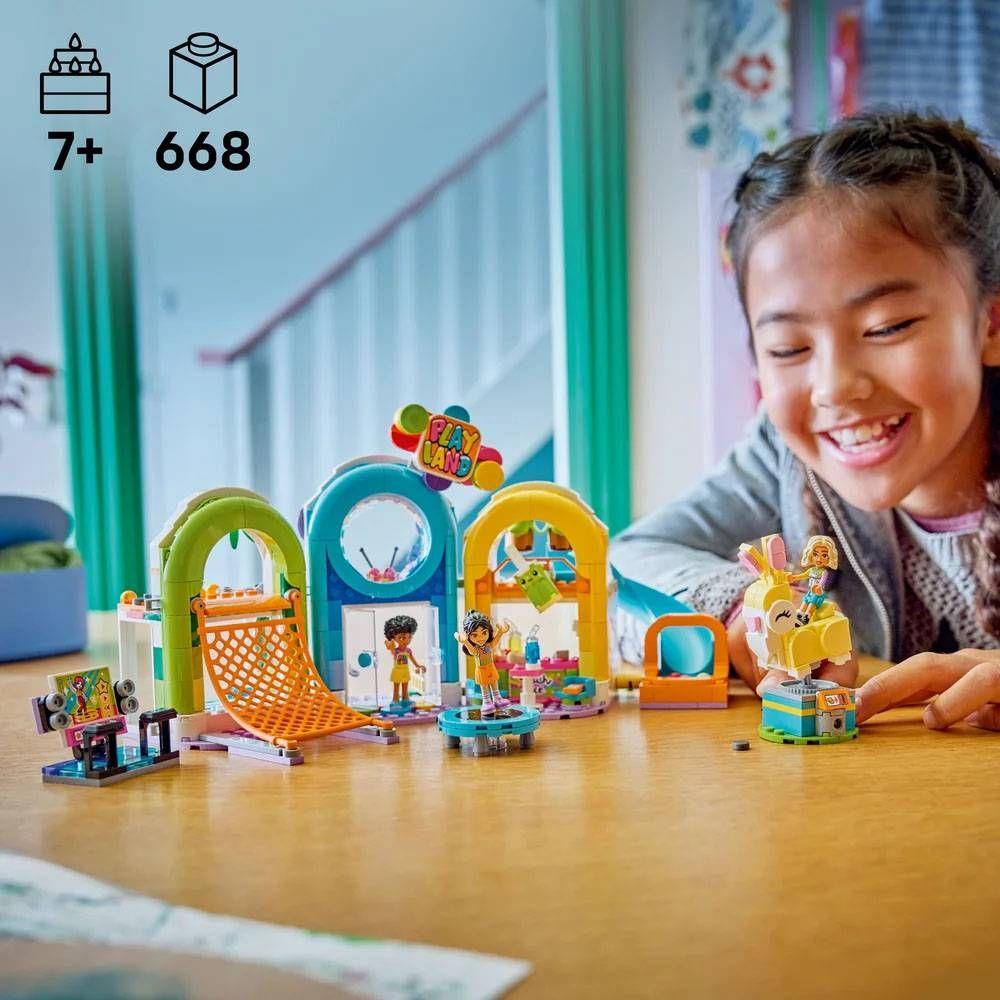 LEGO 42686 Friends Parque de Diversões Interior (7+ anos - 668 peças) — miniatura 4