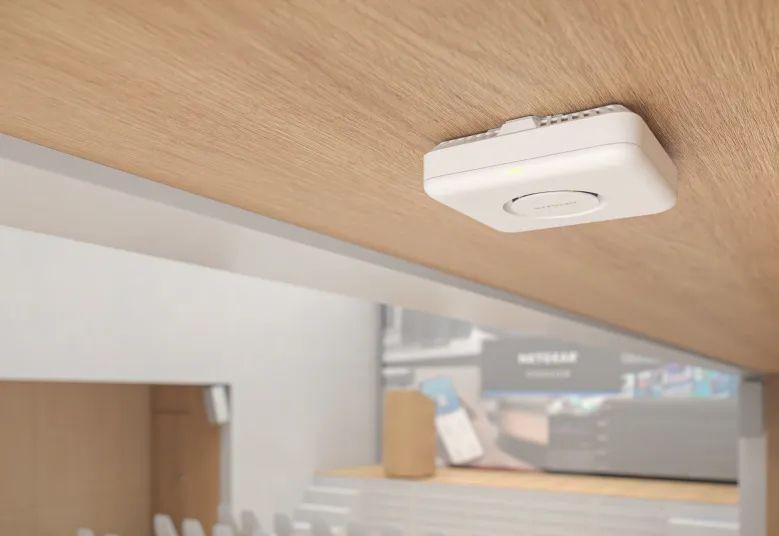 Ponto de Acesso NETGEAR WBE710 (9400 Mbit/s - 2,4 GHz, 5 GHz e 6 GHz - 1 unidade - Branco), miniatura 3