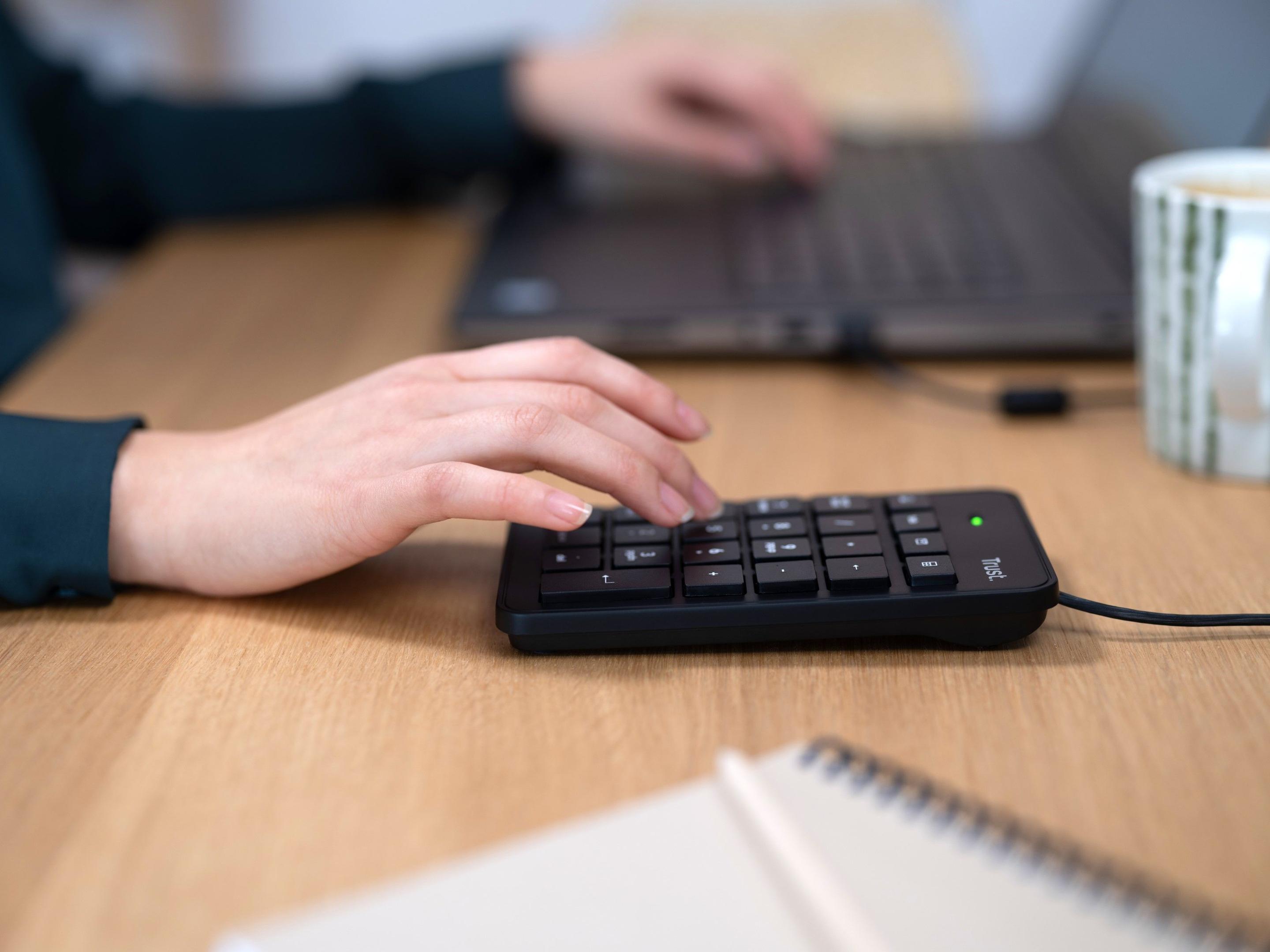 Teclado TRUST Xalas 22221 (Membrana - USB - Sim, 5 - Preto) — miniatura 5