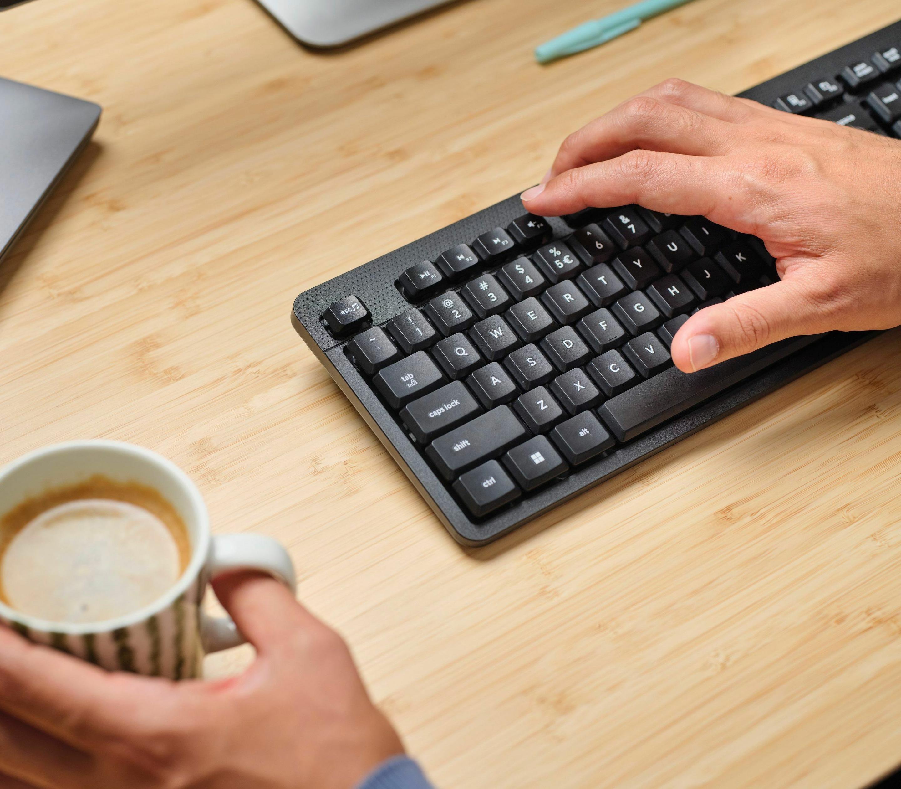 Conjunto de Teclado e Rato TRUST TKM-360 (Espanhol - Interruptor de membrana - Tamanho completo - Preto) — miniatura 9