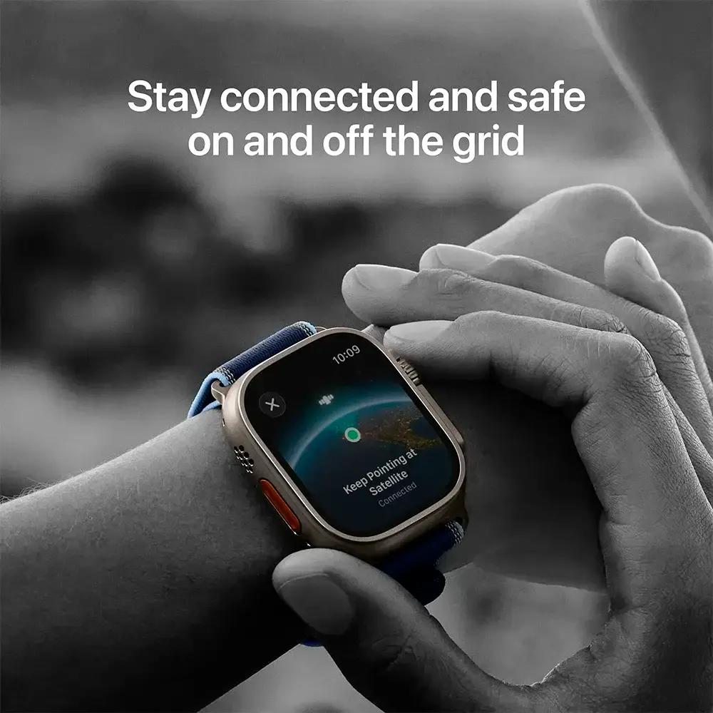 Smartwatch APPLE Watch Ultra 3 (Titânio - Titânio Natural e Azul-claro) — miniatura 4