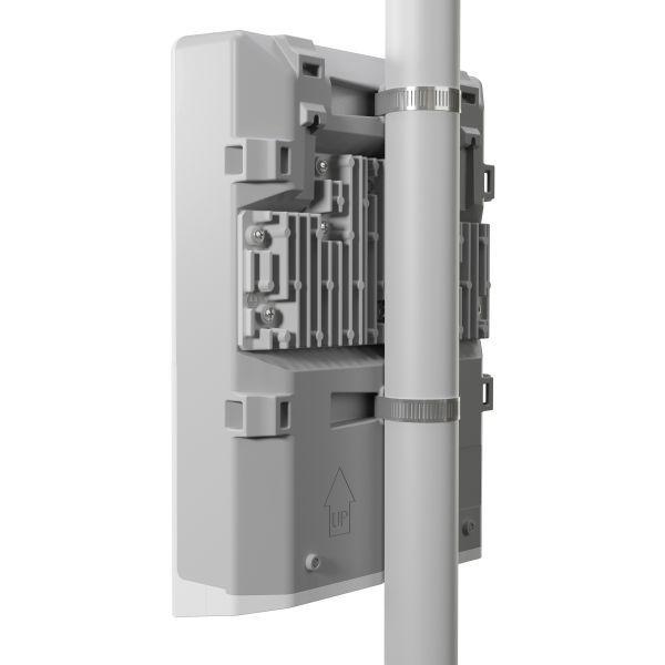 Switch MIKROTIK CRS310-1G-5S-4S+OUT (Gigabit Ethernet - Branco) — miniatura 4