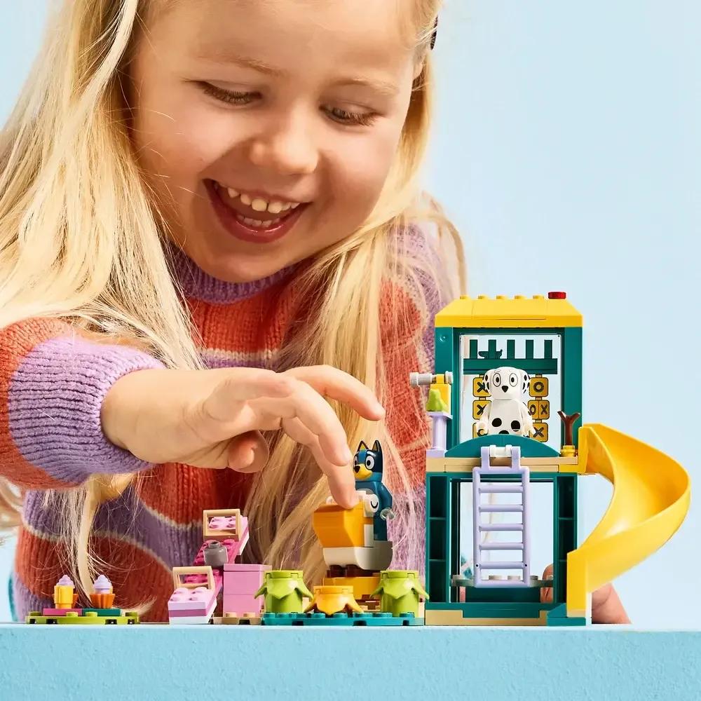 LEGO 11201 Bluey Diversão no Parque com Bluey e Chloe (4+ anos - 104 peças) — miniatura 6