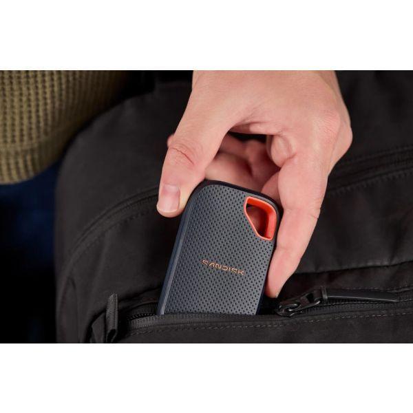 SSD SANDISK Extreme PRO SDSSDE70-2T00-G25 (2 TB - Externo - USB Type-C - Vermelho e Azul) — miniatura 3
