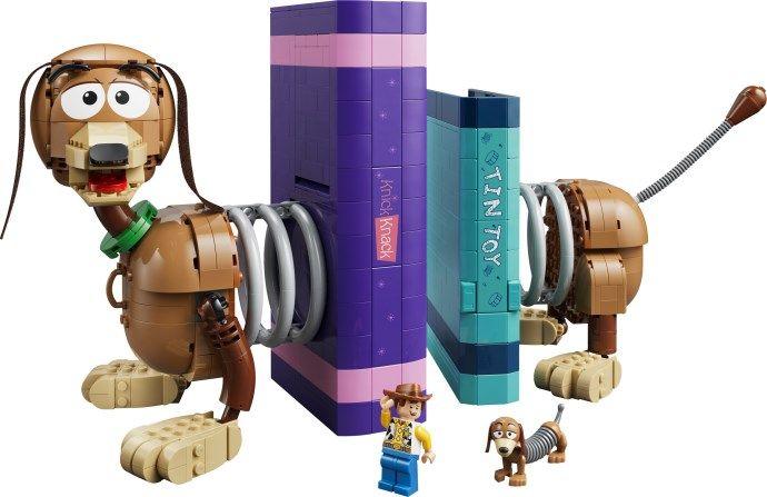 LEGO 43301 Disney Bookends do Slinky Dog de Toy Story (18+ anos - 1311 peças), miniatura 2