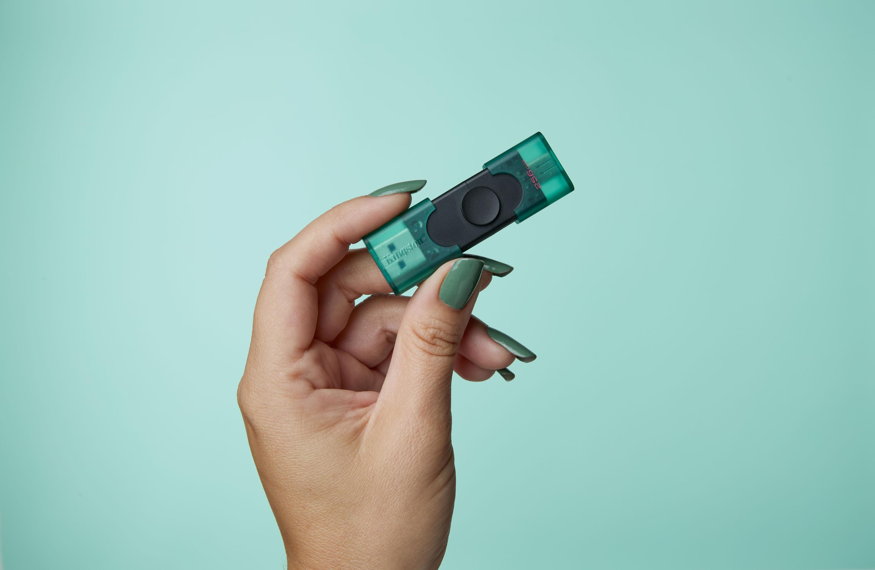 Pen USB KINGSTON DataTraveler Duo G2 (USB Type-A / USB Type-C - 3.2 Gen 1 - Outro - Preto e Verde) — miniatura 11