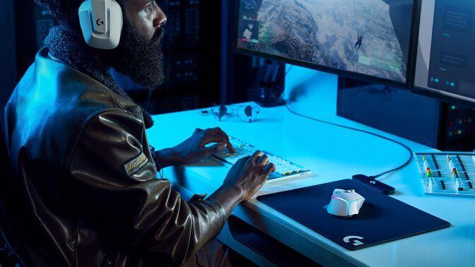 Rato LOGITECH G502 X Plus LIGHTSPEED (25600 DPI - USB Type-A - RGB - Branco) — miniatura 6