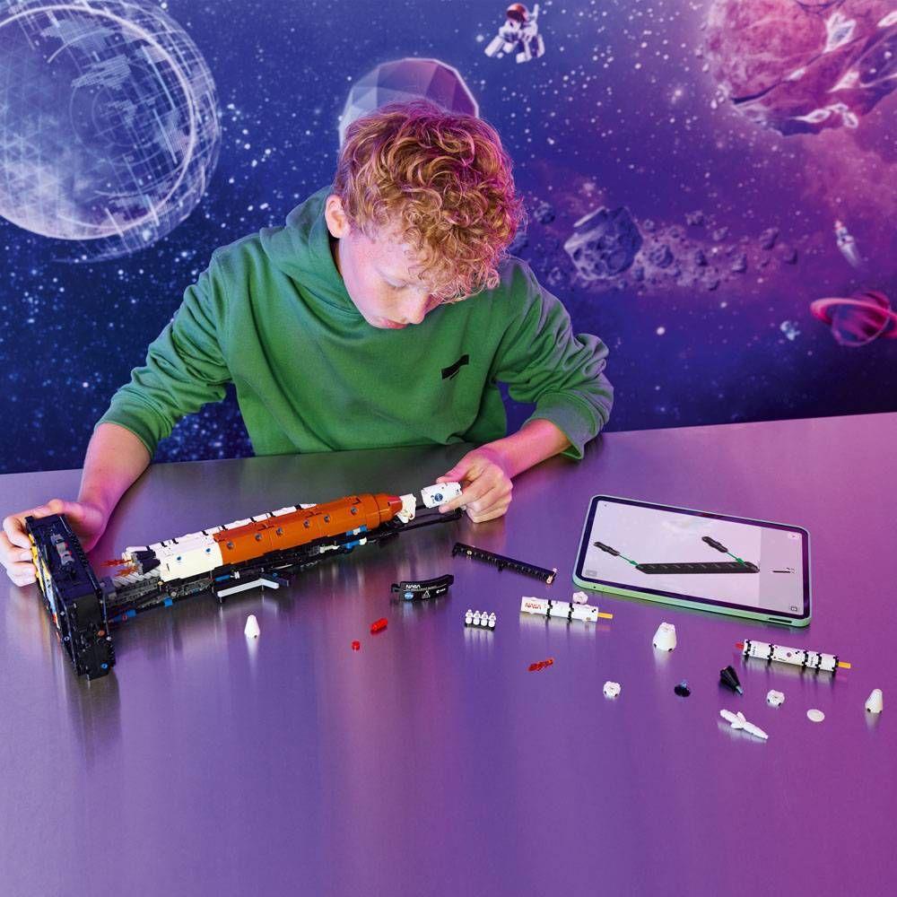 LEGO 42221 Technic Foguetão do Sistema de Lançamento Espacial NASA Artemis (9+ anos - 632 peças) — miniatura 6