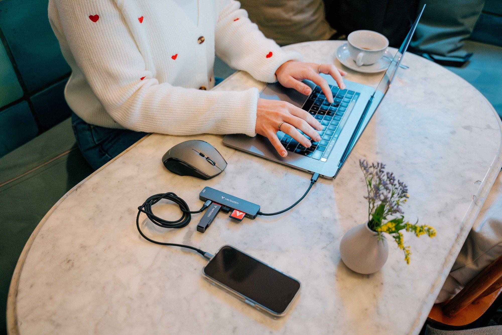 Hub USB-C VERBATIM 32156 (0,15 m - Cinzento) — miniatura 4