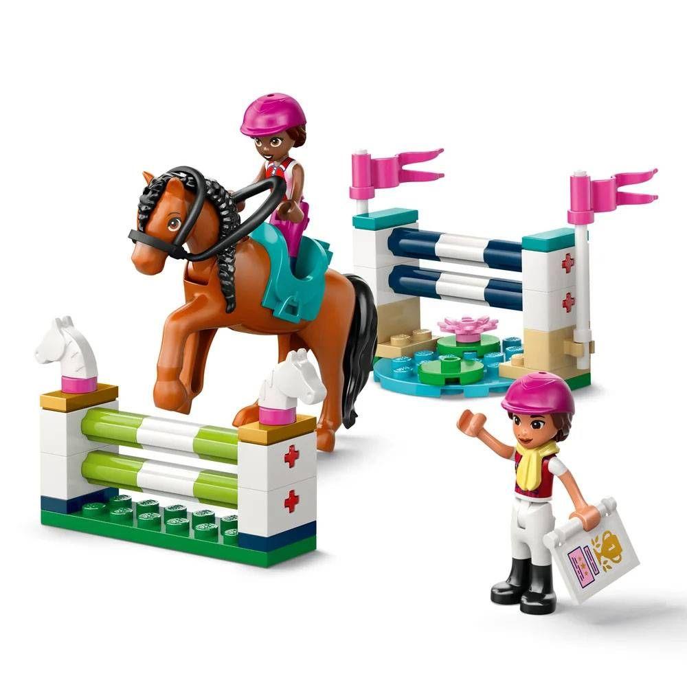 LEGO 42688 Friends Estábulos e Escola de Equitação (7+ anos - 735 peças), miniatura 4