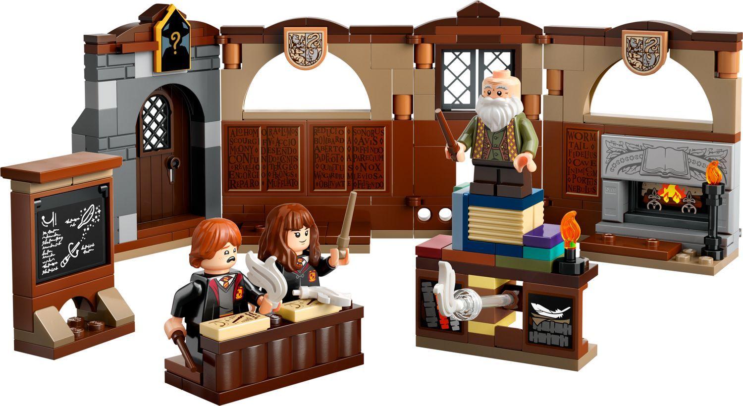 LEGO 76442 Harry Potter O Castelo de Hogwarts™: Aula de Encantamentos (8+ anos - 204 peças)