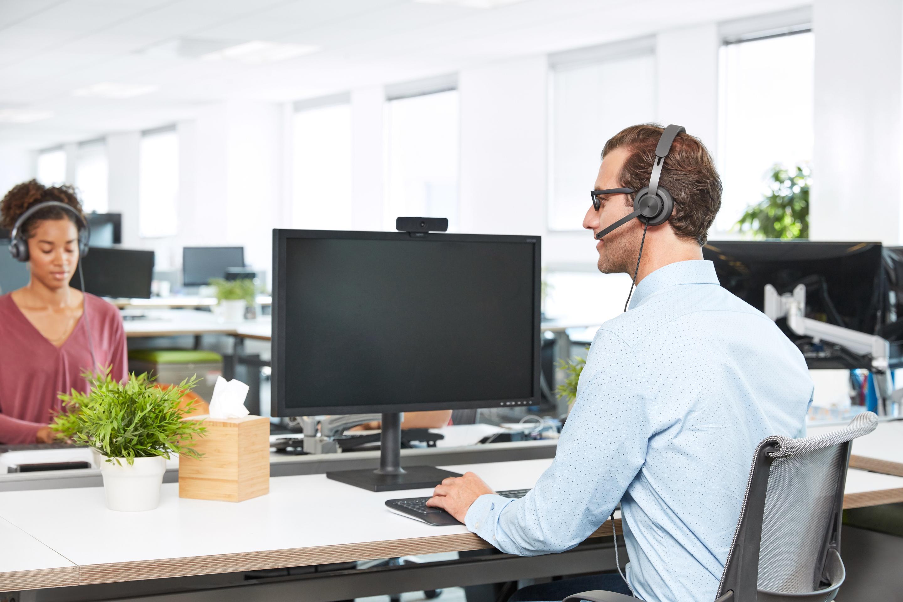 Headset LOGITECH Zone Wired Teams (Binaural - Com fios - Supra-aural - Grafite) — miniatura 10