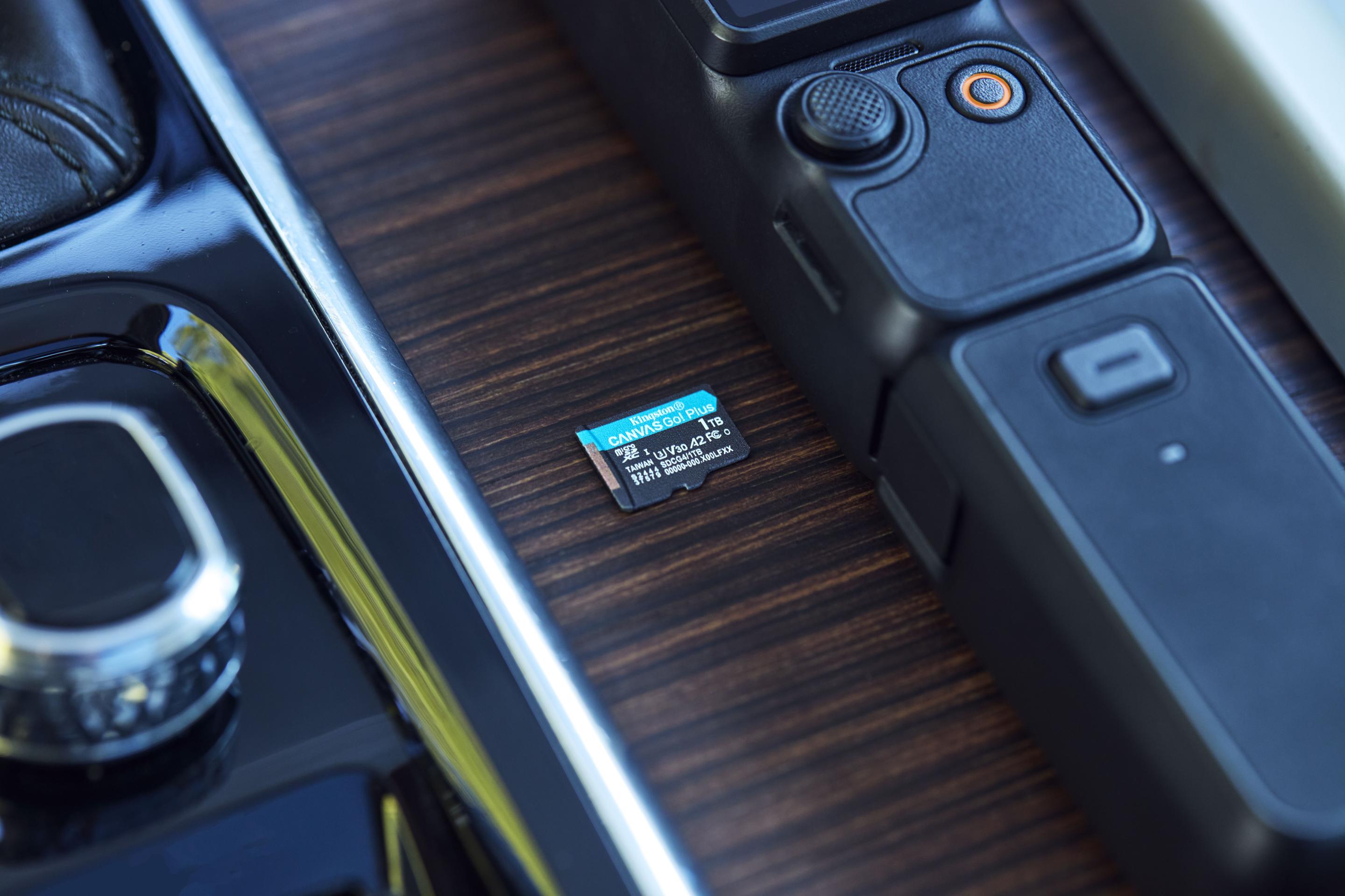Cartão de Memória KINGSTON Canvas Go! Plus SDCG4/1TB (1TB - Classe 10 - Até 200 MB/s - Preto e Turquesa), miniatura 7
