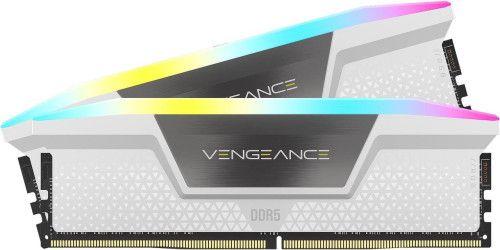 Memória RAM CORSAIR Vengeance RGB CMH32GX5M2B6000Z30W (6000 MHz - 32 GB - DIMM)