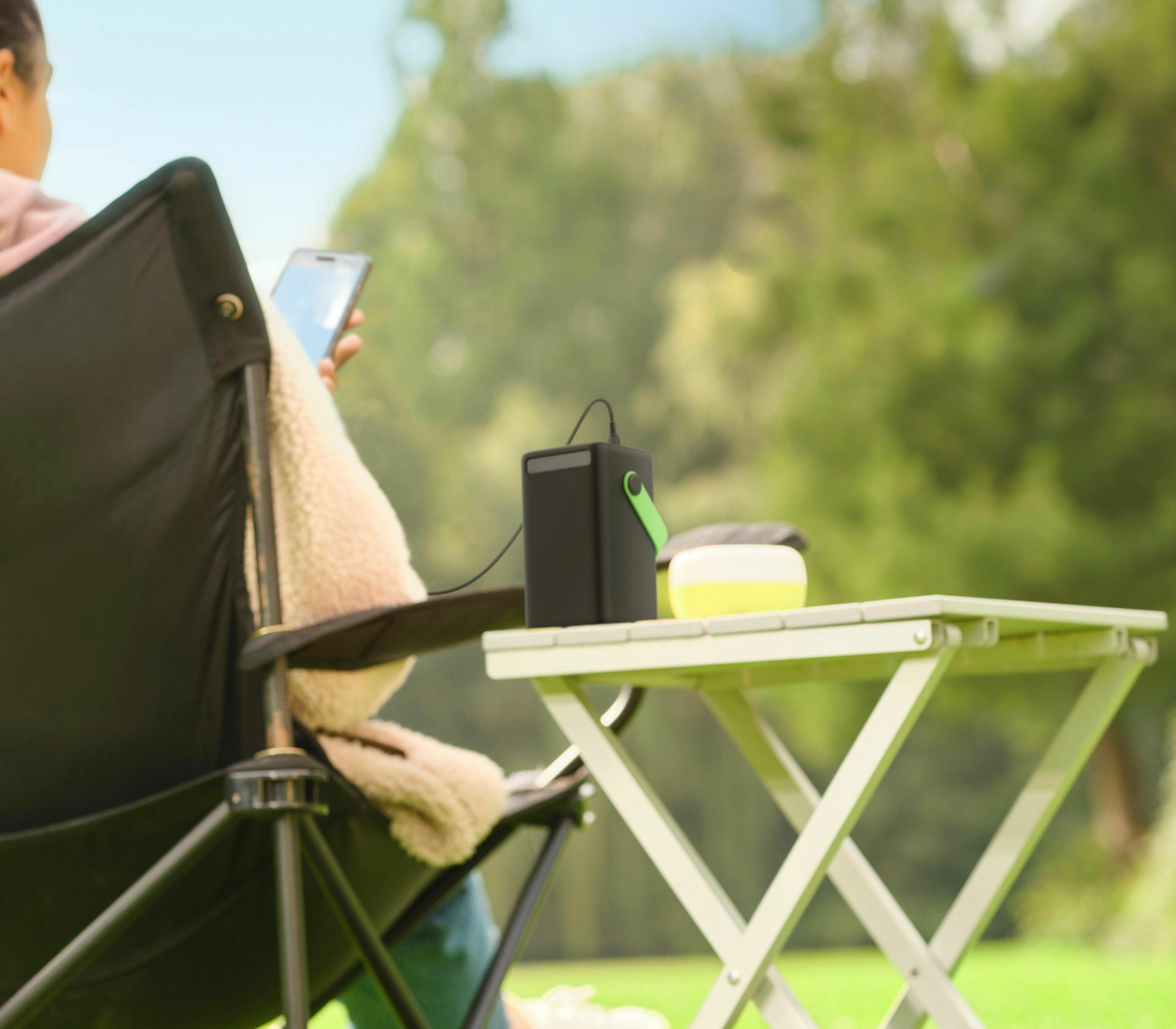 Bateria Externa TRUST Redoh XXL (50000 mAh - 185 Wh - Micro-USB + USB Type-C - Preto e Verde), miniatura 7