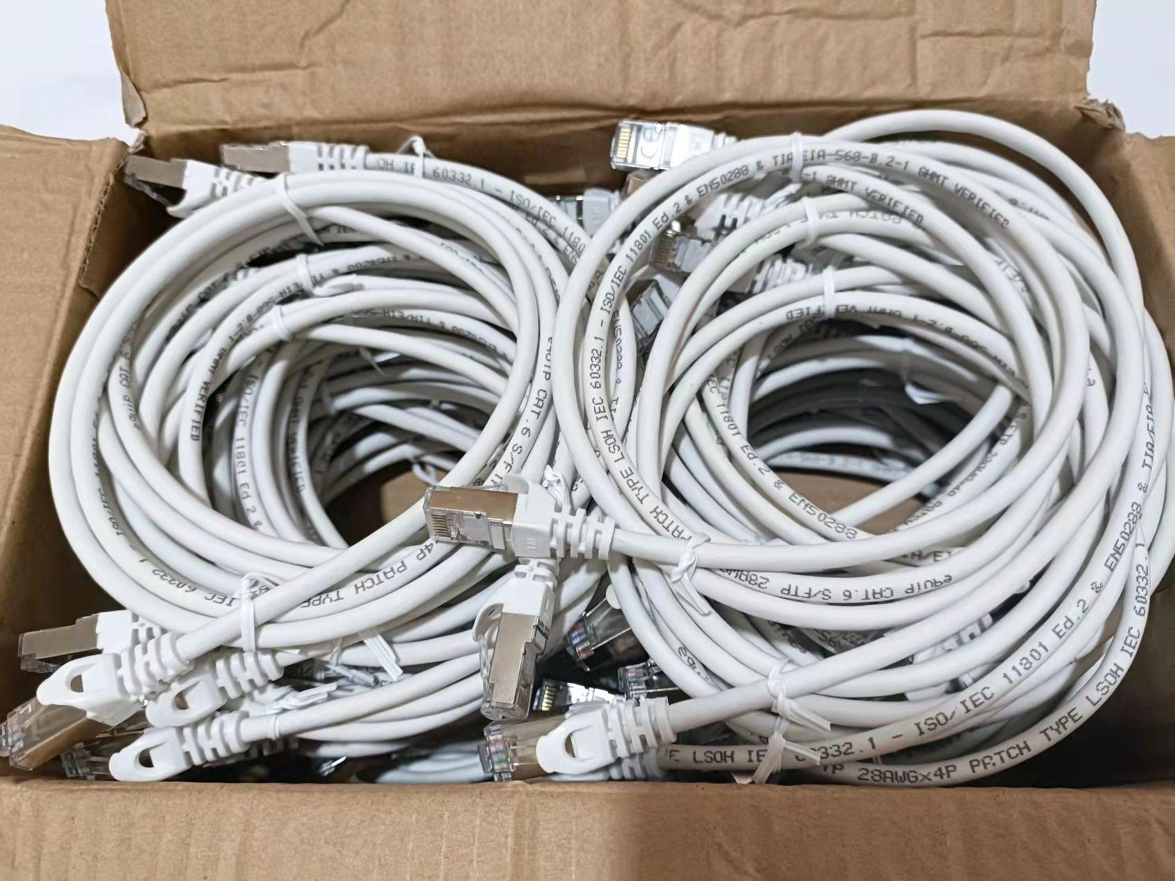 Conjunto de 40 Cabos de Rede EQUIP 635510 (1 m - RJ-45 - Branco), miniatura 3