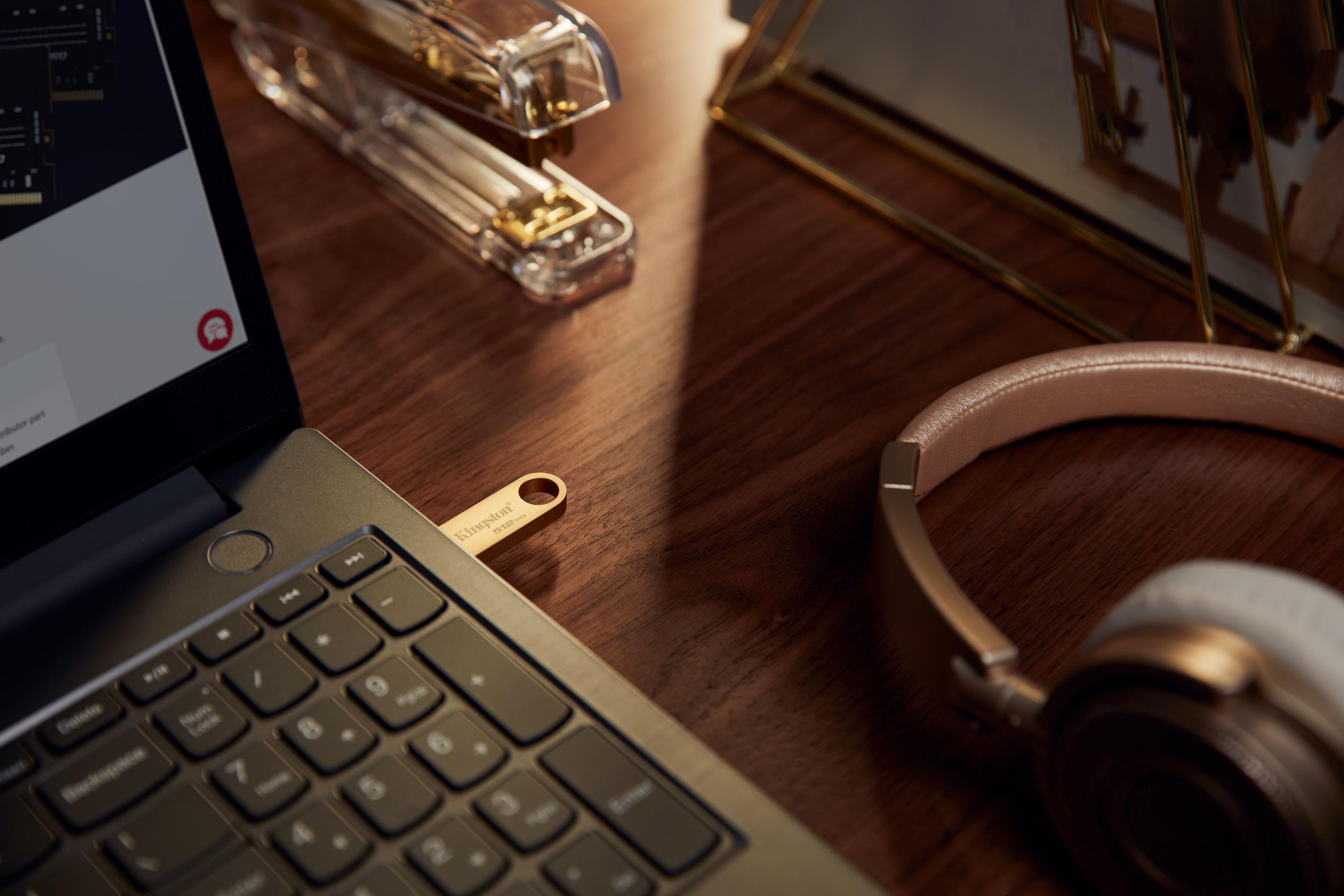 Pen USB KINGSTON DataTraveler SE9 G3 (512 GB - Sem tampa - USB Type-A - Dourado) — miniatura 9