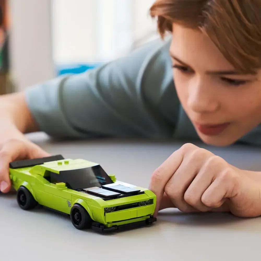LEGO 77237 Speed Champions Carro Desportivo Dodge Challenger SRT Hellcat (9+ anos - 390 peças) — miniatura 6