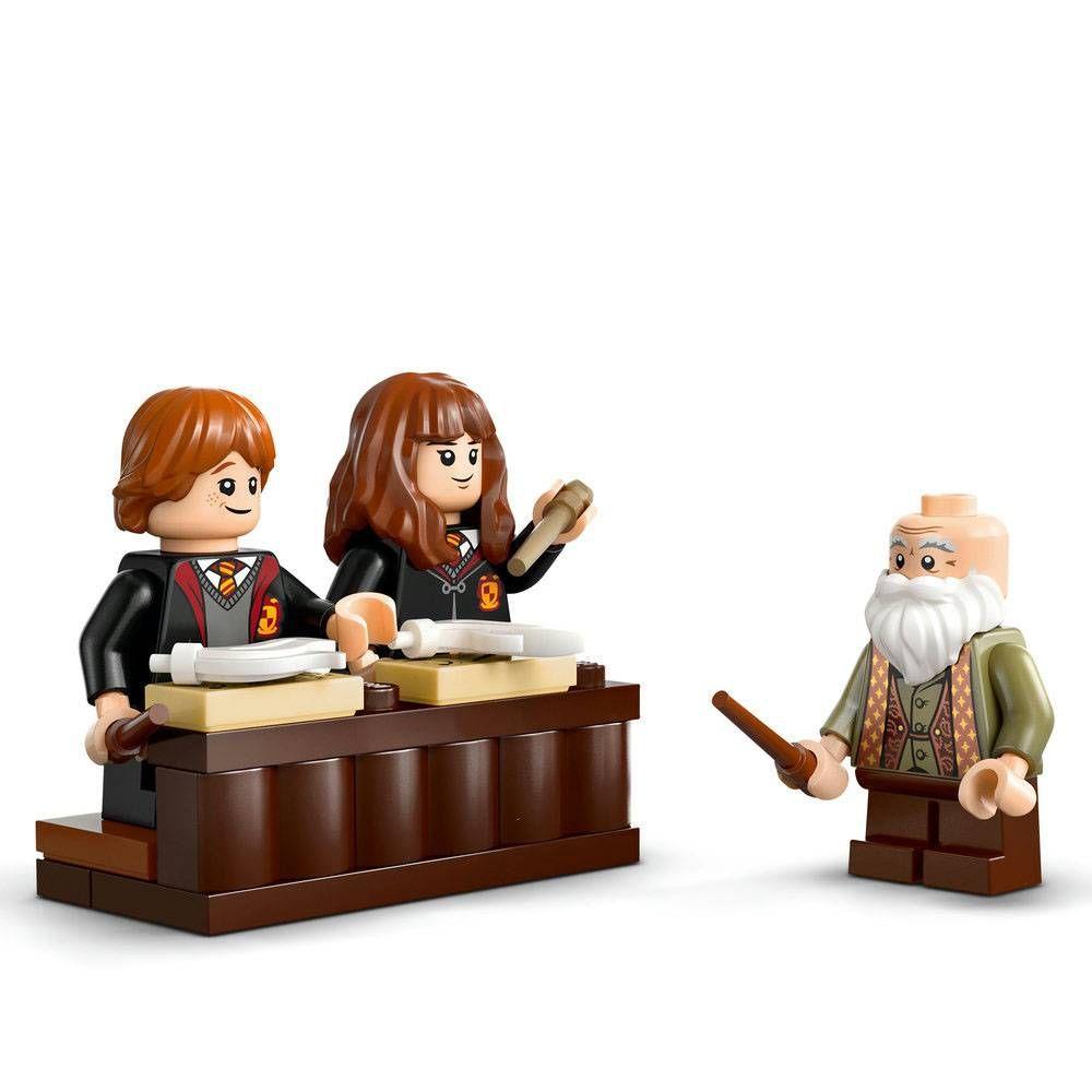 LEGO 76442 Harry Potter O Castelo de Hogwarts™: Aula de Encantamentos (8+ anos - 204 peças), miniatura 5