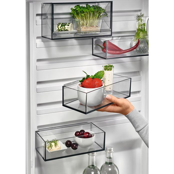 Frigorífico Combinado Independente AEG RCS736DXMB (367 L - 201x59,5x65 cm - 201 cm - Preto) — miniatura 4