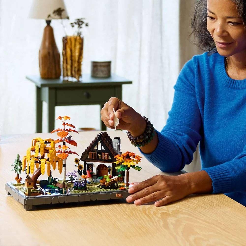 LEGO 11372 Icons Jardim da Casa de Campo Outonal (18+ anos - 1102 peças) — miniatura 6