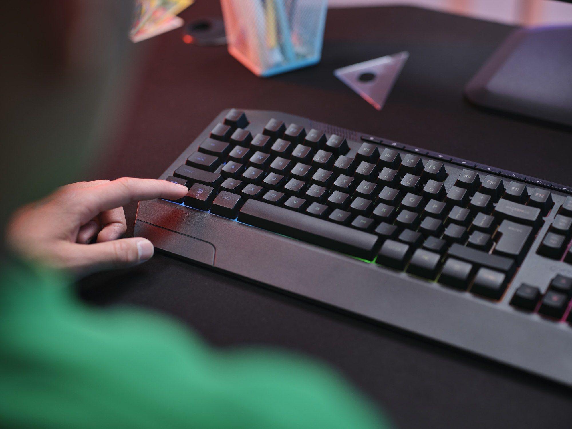 Teclado TRUST GXT 836 Evocx (Espanhol - Interruptor de membrana - Tamanho completo - Preto) — miniatura 7