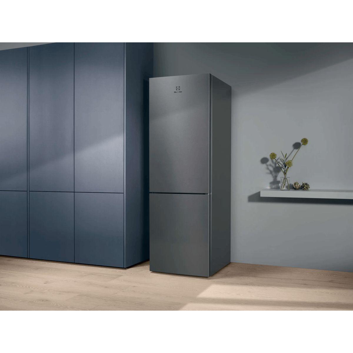Frigorífico Combinado Independente ELECTROLUX LNT6ME32U2 (324 l - 186x59,5x65 cm - 186 cm - Inox) — miniatura 4