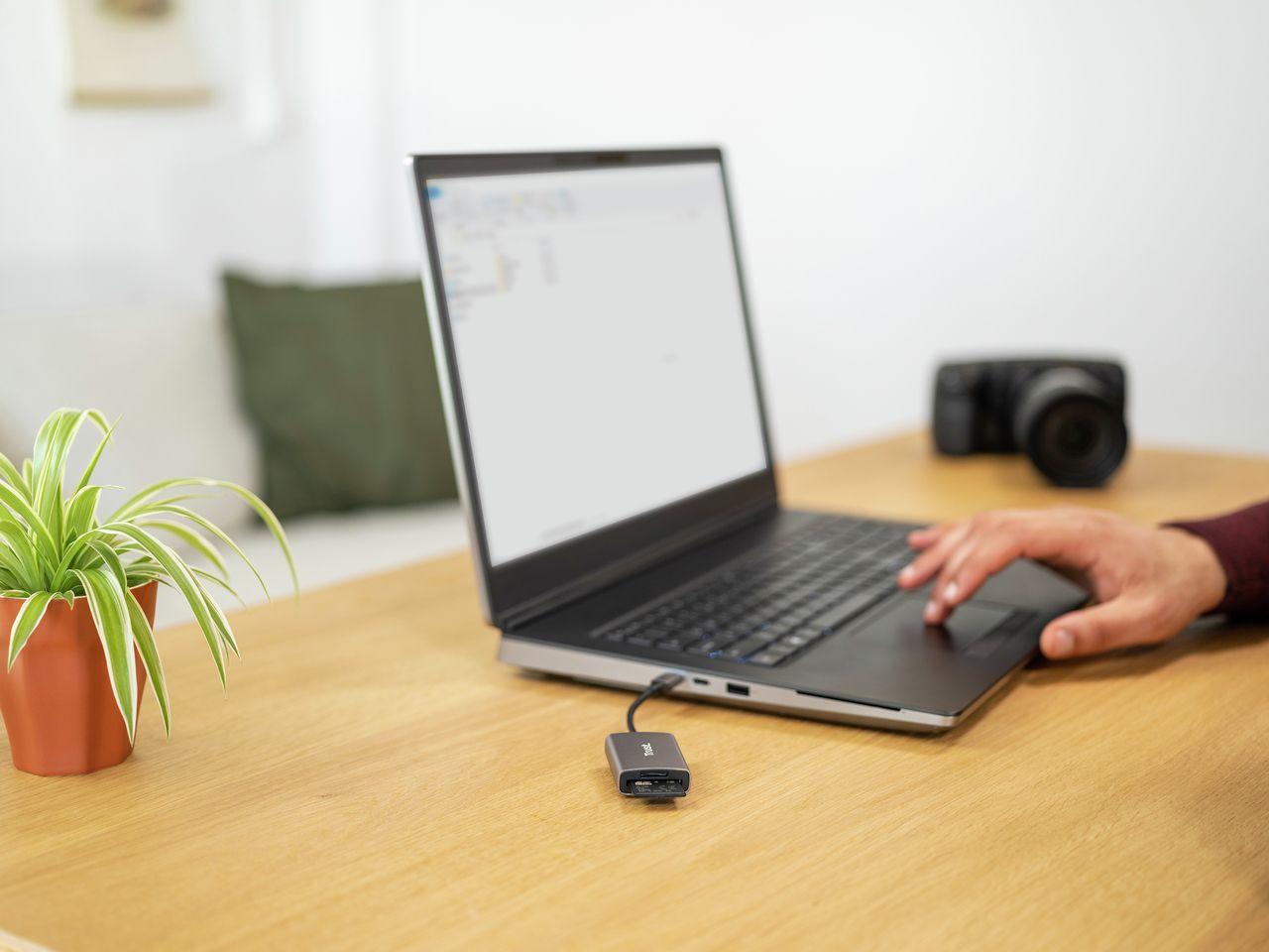 Leitor de Cartões TRUST Dalyx Fast USB-C (USB 3.2 Gen 1 Type-C - Até 104 MB/s - Alumínio) — miniatura 7