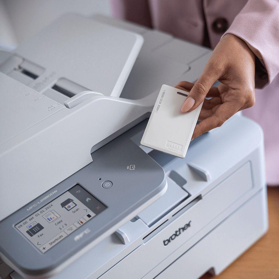 Impressora Multifunções BROTHER MFC-L2980DW (A4 - Impressão a preto e branco - 250 folhas - Branco) — miniatura 2