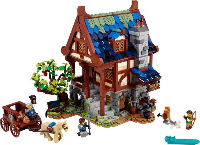 LEGO 21325 Ideas Medieval Blacksmith (18+ anos - 2164 peças)