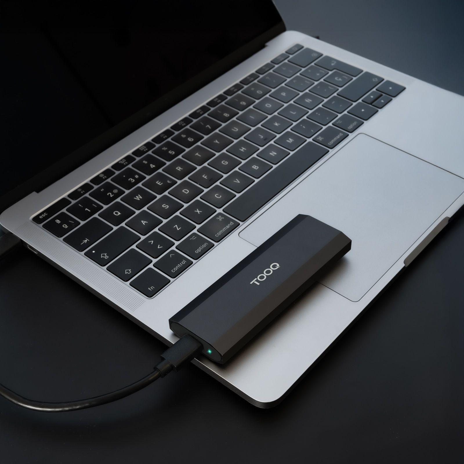 Caixa Externa TOOQ TQE-2231B (8 TB - M.2 - PCI Express NVMe - Preto) — miniatura 6
