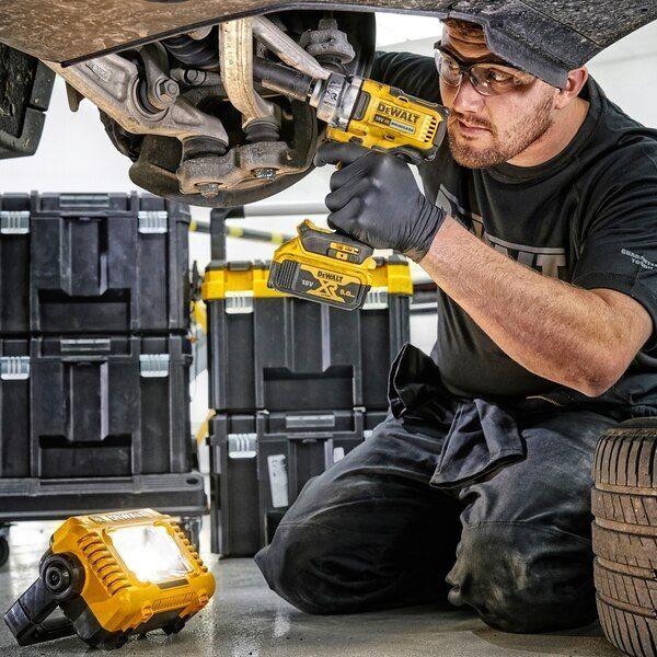 Foco de Trabalho LED DEWALT DCL077-XJ (Preto e Amarelo), miniatura 4