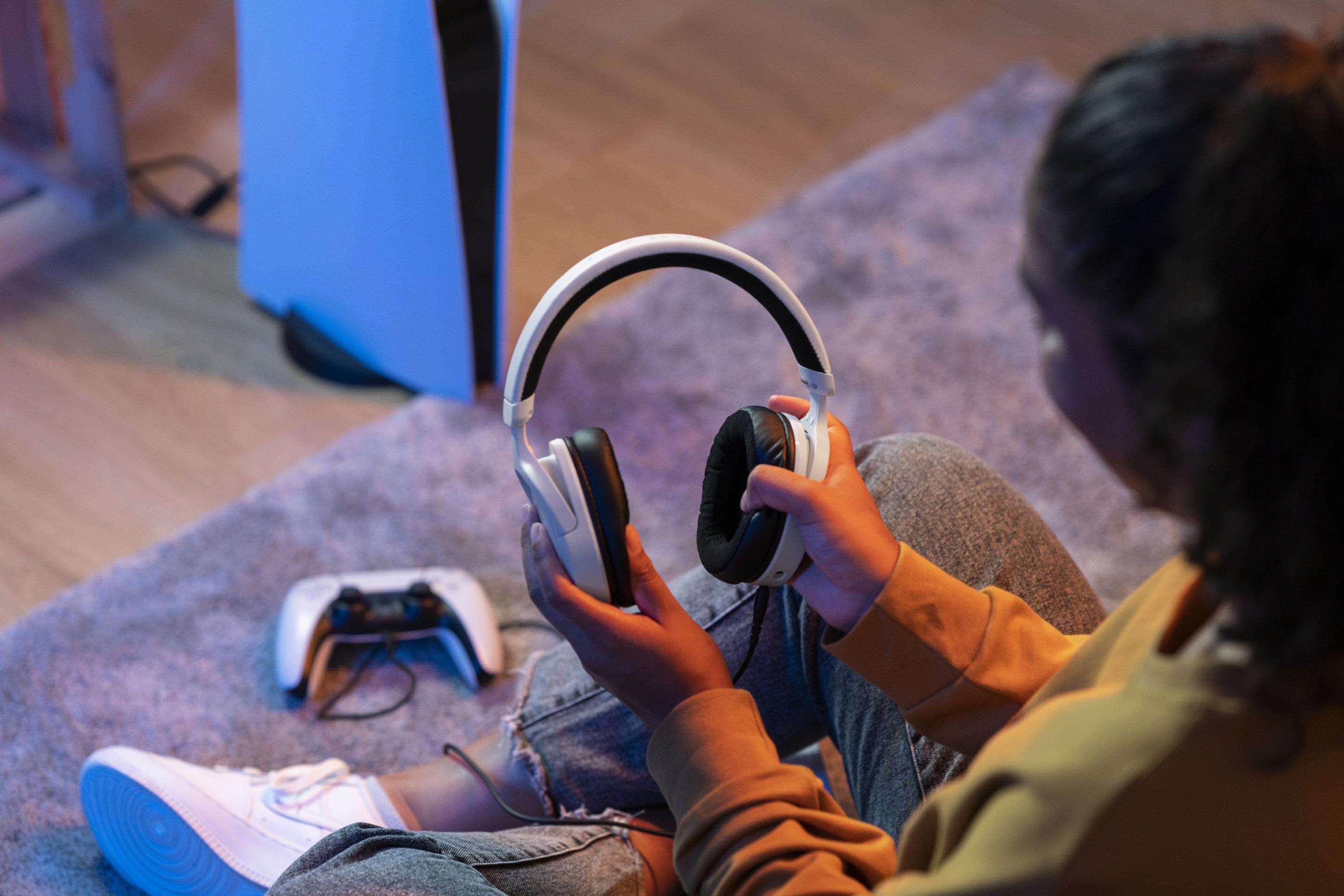 Headset Gaming TRUST GXT 498 Forta (Binaural - Com fios - Circum-aural - Preto e Branco), miniatura 6