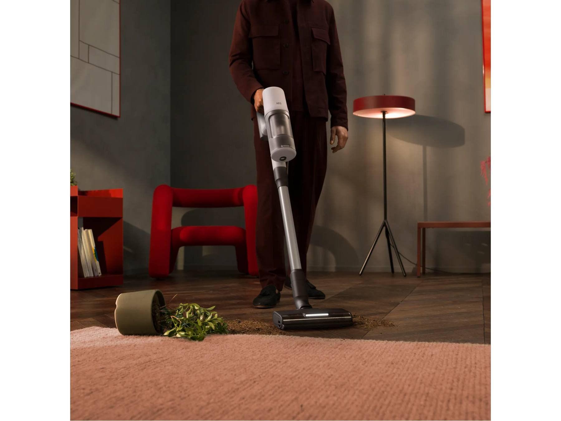 Aspirador Vertical AEG AP61CB21SH (Altura 106 cm - Preto/Branco), miniatura 2