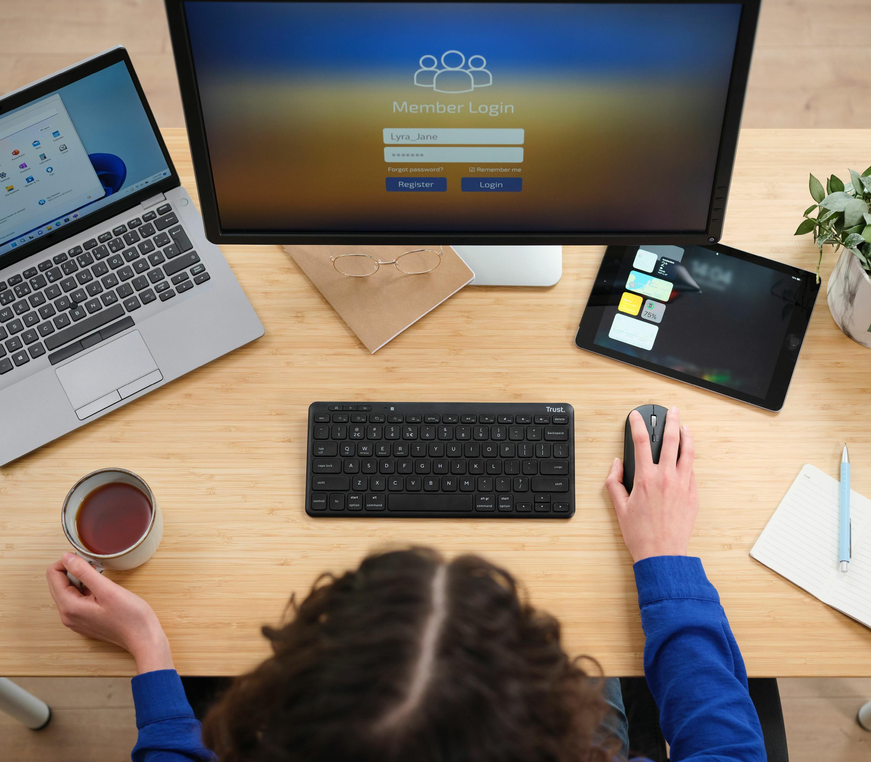 Teclado TRUST Lyra (Espanhol - Teclas tesoura - Mini - Preto) — miniatura 4