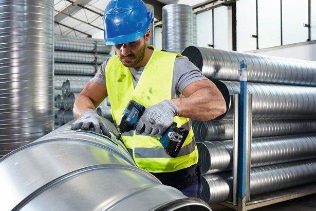 Aparafusadora de Impacto BOSCH GDR 18V-200 Professional (Preto e Azul)