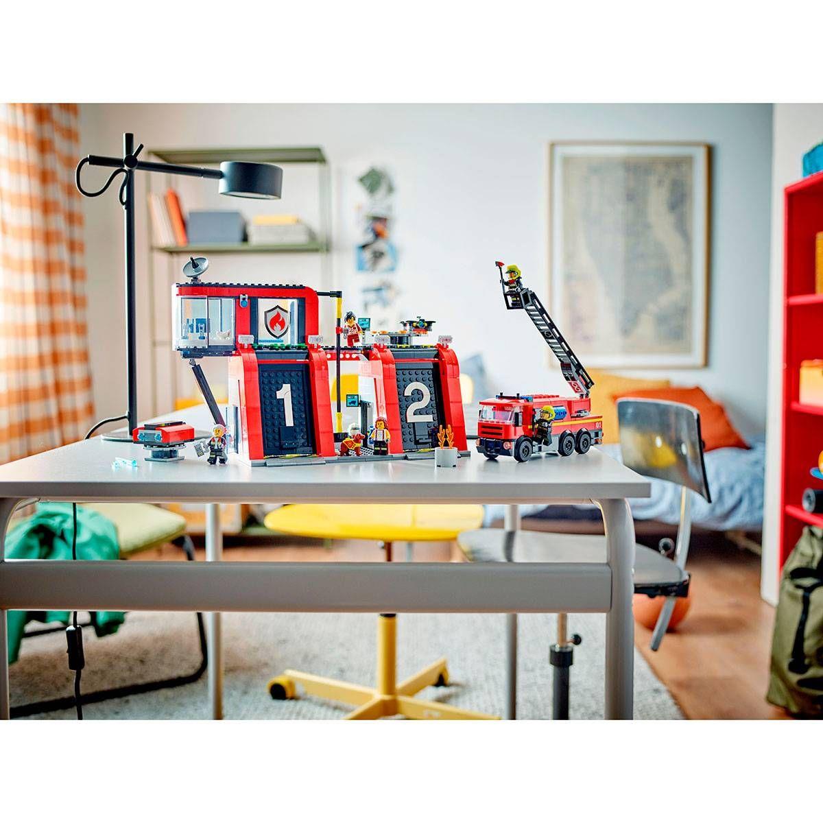 LEGO 60414 City Quartel dos Bombeiros com Camião dos Bombeiros (6+ anos - 843 peças) — miniatura 4