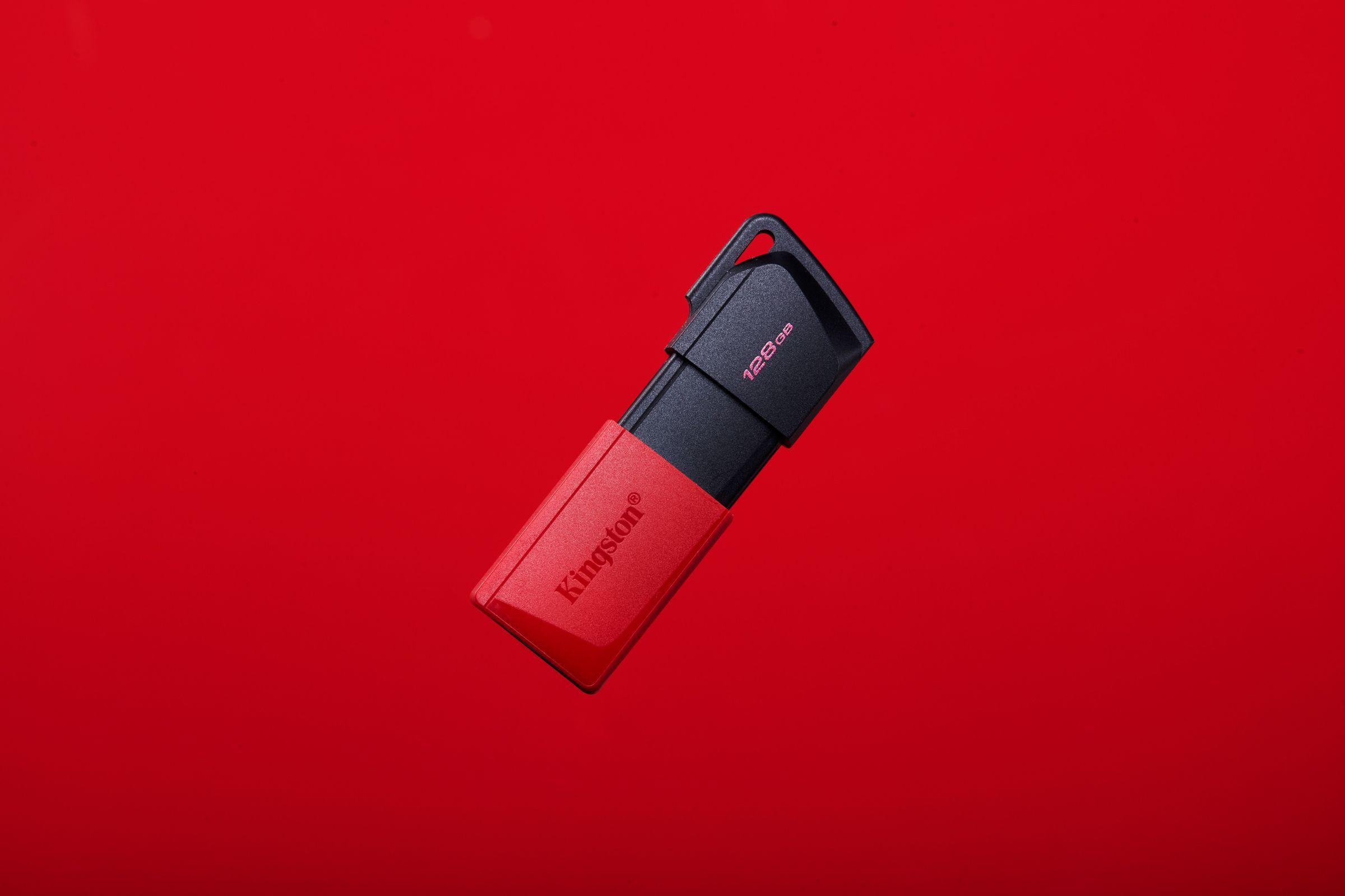 Pen USB KINGSTON DataTraveler Exodia M (128 GB - USB Type-A - 3.2 Gen 1 - Preto e Vermelho) — miniatura 8
