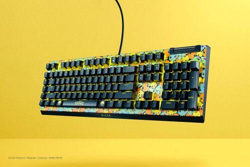 Teclado RAZER BlackWidow V4 X Pokémon Kanto Starters (Inglês - Mecânico - Tamanho completo - Preto)