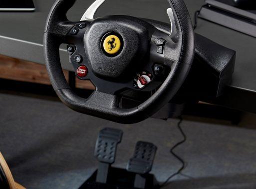 Volante THRUSTMASTER T80 Ferrari 488 GTB Edition (Com fios - Preto) — miniatura 6